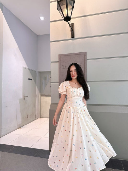Aesthetic Floral Print Puff Sleeves Long Flowey Dresses